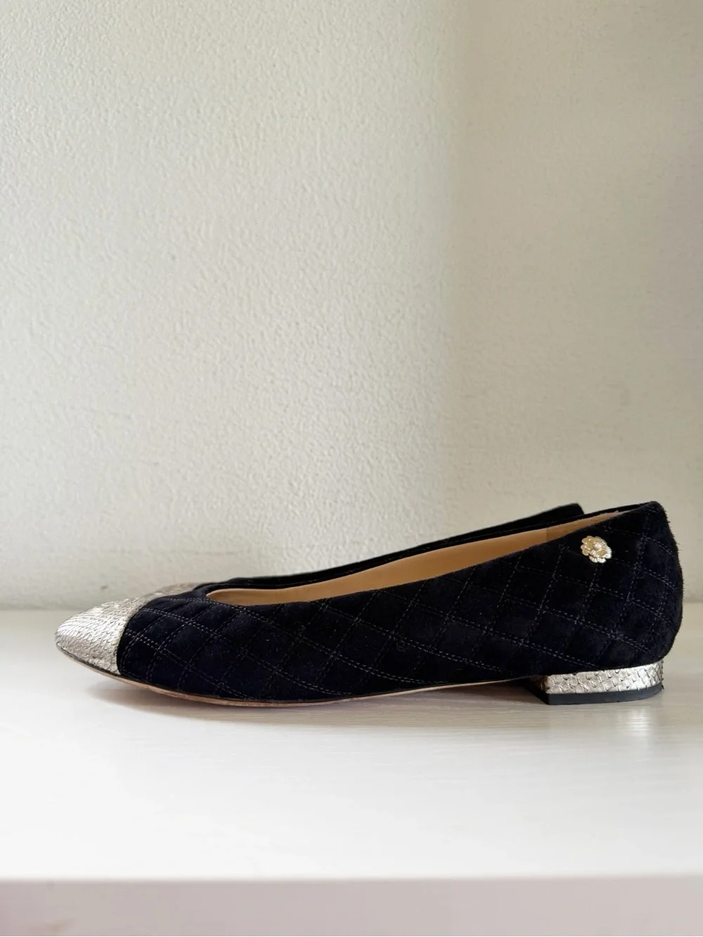 Chanel Quilted Suede Ballet Flats Black Silver CC Cap Toe EU 40.5 US 10.5
